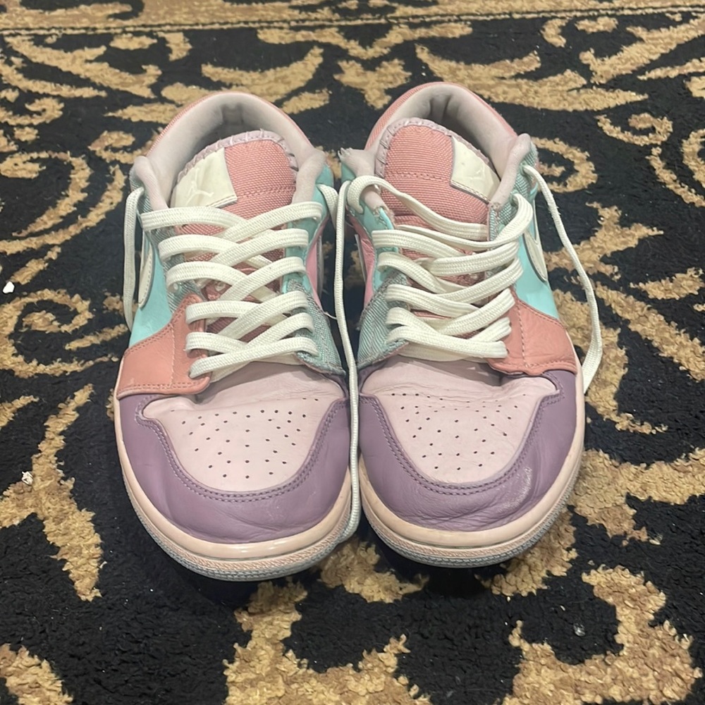 size 10 easter jordan 1 low